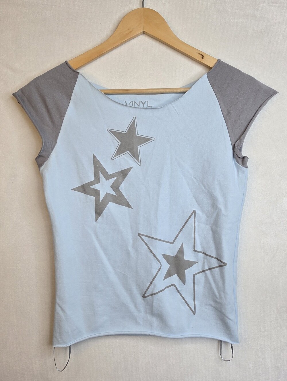 Vinyl Icons Blue Gray Star Print Raglan Cap Sleeve Top Medium